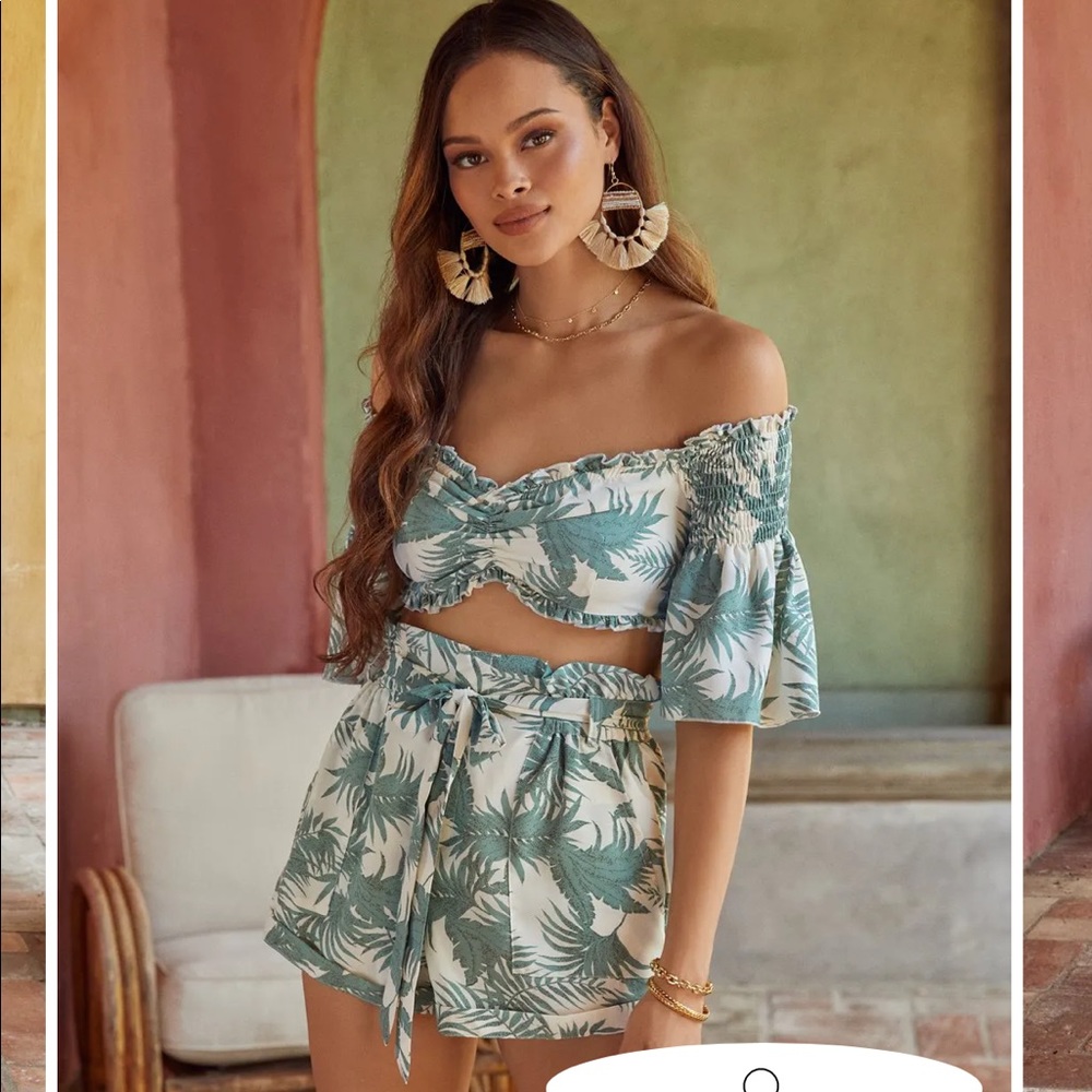 NTW Vici Dolls Set. Under The Palms print